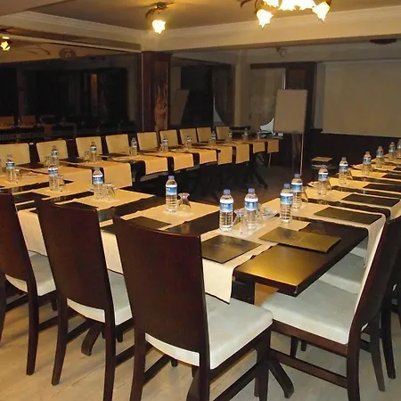 Oglakcioglu Park 3* İzmir