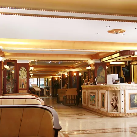 酒店 Oglakcioglu Park 3*