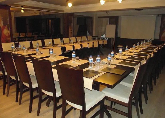 Oglakcioglu Park 3* İzmir